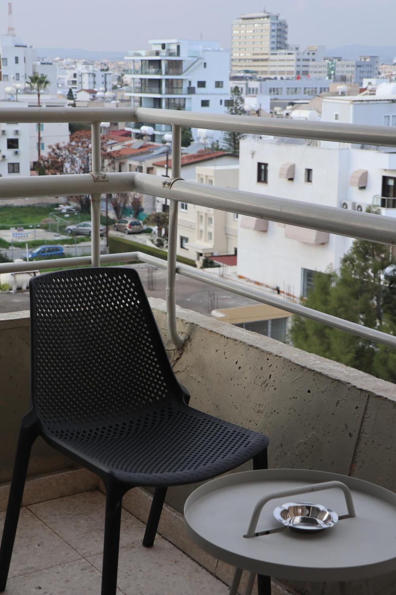 Sunflower Hotel Apartments Larnaca Ngoại thất bức ảnh